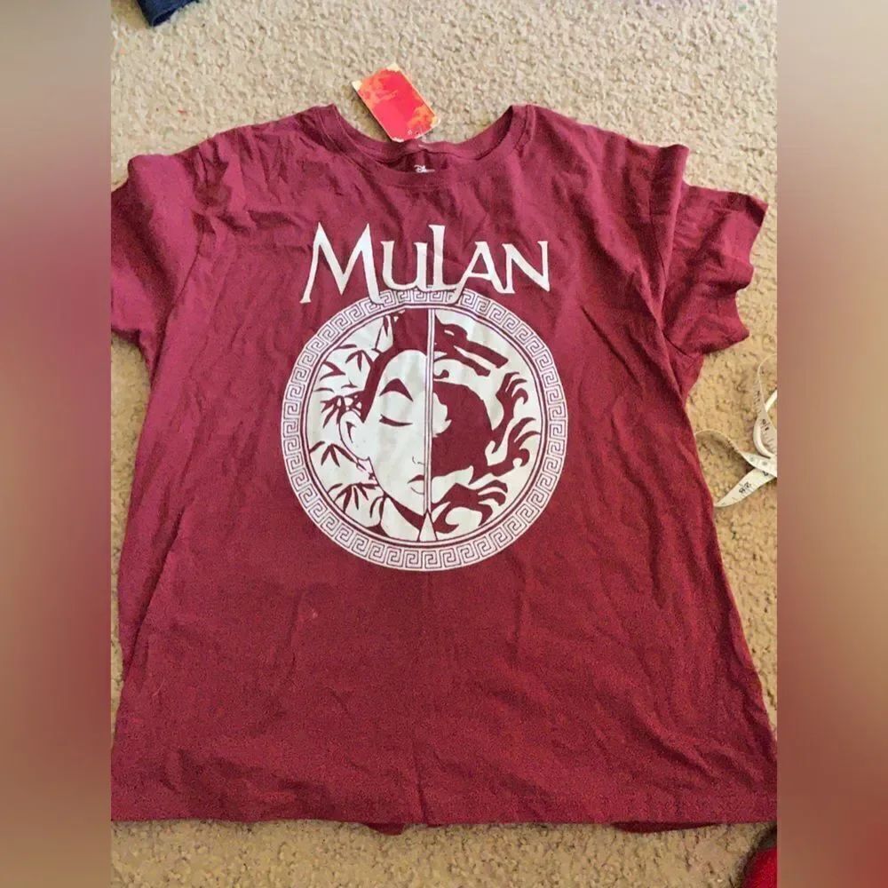 Mulan T-shirt NWT